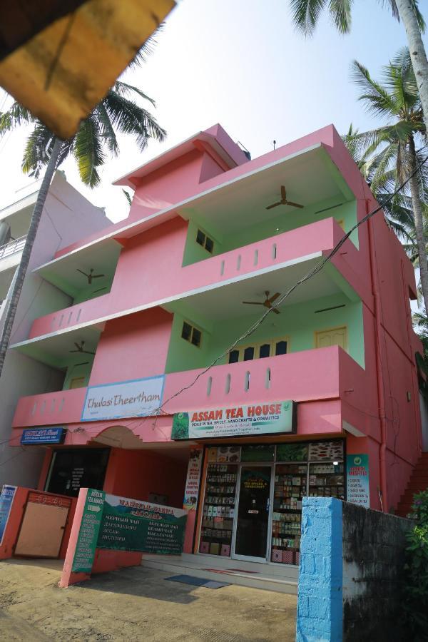 Shirleys Beach Hotel Ковалам Экстерьер фото
